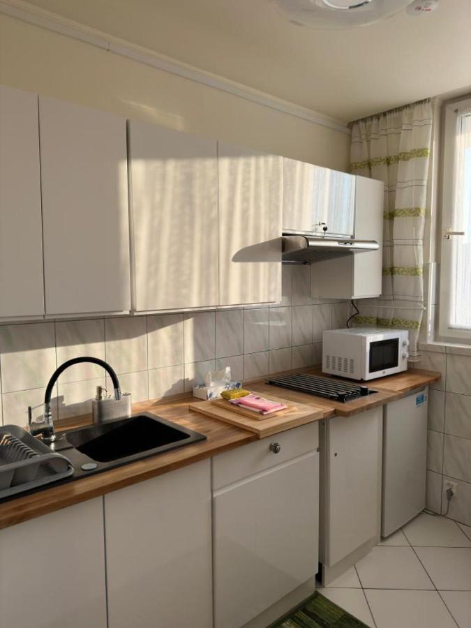 Apartament Bazylianska - 100M Do Metra "Brodno", 20 Minut Do Centrum Warszawy وارسو المظهر الخارجي الصورة
