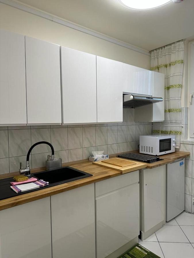 Apartament Bazylianska - 100M Do Metra "Brodno", 20 Minut Do Centrum Warszawy وارسو المظهر الخارجي الصورة